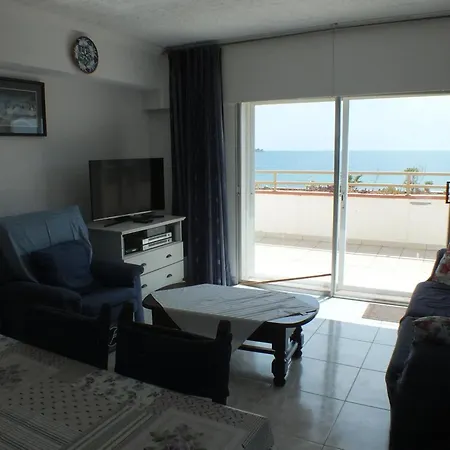 Apartment En Primera Linea De Mar Con Terraza Y Piscina En Rosas, Santa Margarita - Es-204-38 Roses
